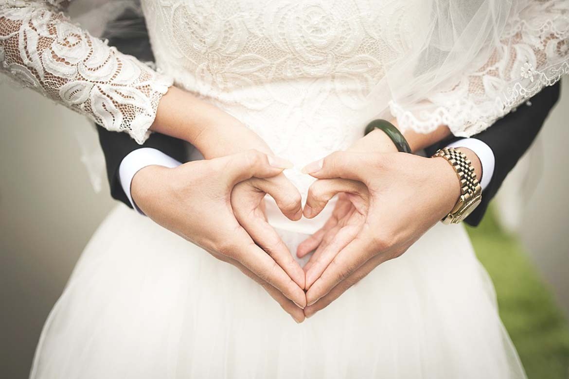 Comment s'habiller à un mariage en hiver ?